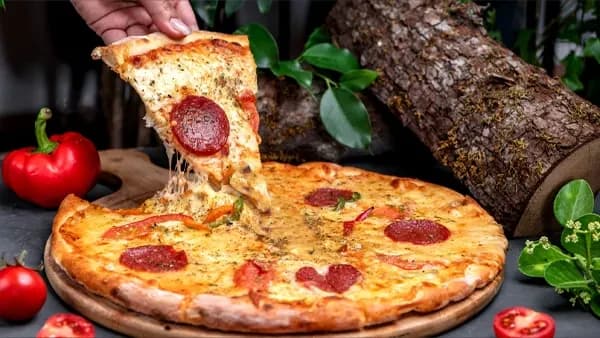 Karakallion Pizza Center